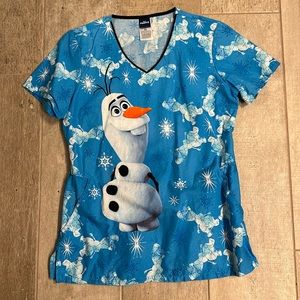 Frozen scrub top XS